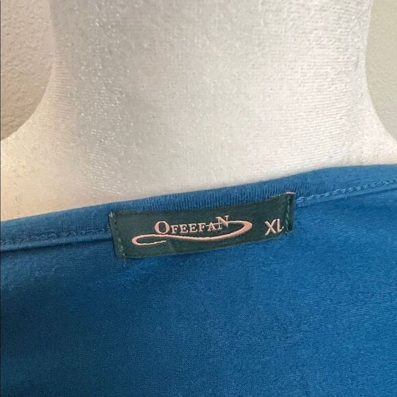 Blue Women's Top - Picture 3 of 5